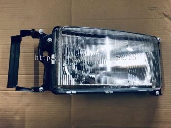 SCANIA HEAD LAMP RH 1732508