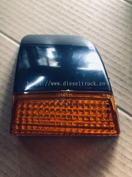 VOLVO SIGNAL LAMP ASSY 20429874