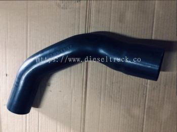 VOLVO RADIATOR HOSE 1665940