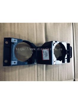 FOG LIGHT BRACKET RIGHT HAND SIDE (1523882)