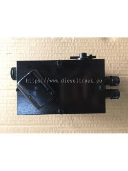 HYDRAULIC CABIN TILT PUMP (1375497)