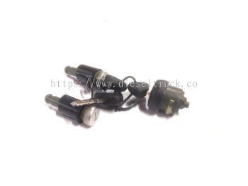 DOOR LOCK CYLINDER 1 SET (581025)