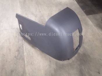 BUMPER COVER RH SIDE (4 SERIES) 1324598