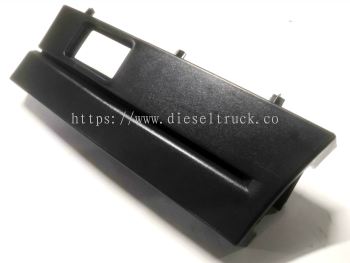 FOOT BOARDING COVER MIDDLE LH (P/R SERIES) 1779118 