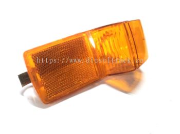 FOOT STEP SIDE MARKER LAMP (LH/RH) R/G SERIES 400 1770301 