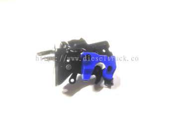 GRILL PANEL LOCK LATCH LH (R/G SERIES) 1902355 