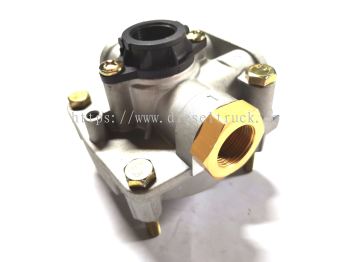 RELAY VALVE (5 HOLE) 1313871L 