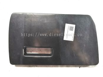 BUMPER MIDDLE COVER (FM) V1 RH 1626680 