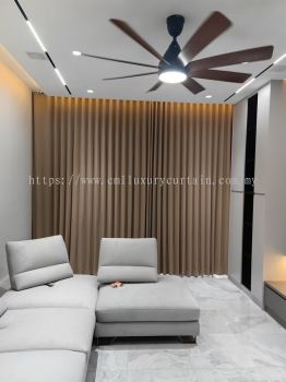 Wave Curtain With Treatment