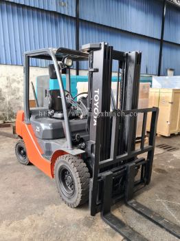 Used 2.5 Ton Diesel Forklift Toyota Brand