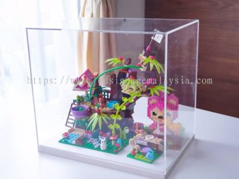 Customised Acrylic Box - Lego Display