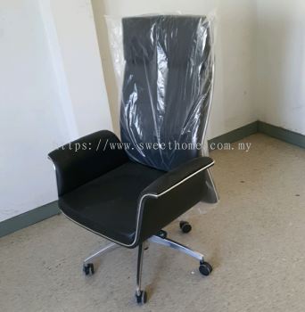 Good Quality manager CEO Office Chair supplier for boss Batu kawan Seberang Prai, simapng ampat bukit minyak office furniture supplier 