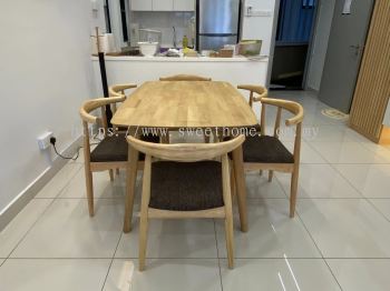 Muji design simple dinning table vertu batu kawan suasana solid wood offer bandar carcia ikea furniture shop nearby | Cafe Furniture