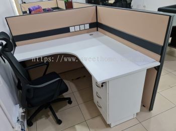 Office Table Workstation and Partition Board deliver to TNB near Penang Sentral