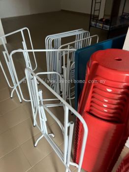 Steel Locker Almari besi | Kerusi Plastik Murah | Meja Plastik Murah | Katil Besi Murah | Supply Area Penang Batu Kawan Kedah Kulim Hi Tech Tanjung Malim Perak