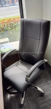 Modern Leather Manager Office Chair | Office Furniture Penang | Office Chair Penang | Kl | Penang | Kedah Sungai Petani Kulim | Ipoh Perak