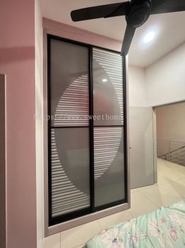 Build In Customade WARDROBE | Wardrobe That Can Reach Till Ceiling | Modern Clothing Bedroom Wardrobe | Sliding Wardrobe Cabinet | Penang Furniture Store