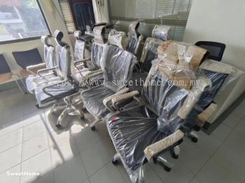 High Back Ergonomic Office Chair | Office Chair Penang | Office Furniture Penang | Office Furniture Kedah | KL | Melaka | Ipoh Perak | Sungai Buloh | Kapar | Tapah | Lunas | Kulim