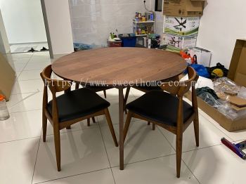 4 Seater Dining Chair And Table Set | Round Wooden Dining Table | Cafe Furniture | Penang | Kulim Kedah | Ipoh Perak | KL | Shah Alam | Cameron Highland | Genting Highland | Puchong | Muar Johor Bahru