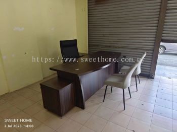 Dark Brown Director Table L Shape | Director Office Chair | Leather Office Chair | Visitor Guest Chair | Office Furniture Kedah | Office Furniture Penang | Pembekal Perabot Pejabat | Kulim Lunas | Seberang Prai | Ipoh | KL | Klang | Shah Alam | Muar Johor Bahru