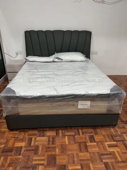 Queen Size Bedframe Katil Divan | Queen Size Mattress | Hotel Pilow | Single Size Bedframe Katil Single Divan | Dressing Make Up Table  Modern with Lights | Bedroom Furniture Store |Penang |Kulim Lunas Kedah