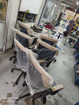 Low Back Office Chair | Ergonomic Mesh Office Chair | Kerusi Pejabat Mesh murah | Office Chair Penang | Office Furniture Penang | KL | Puchong | Rawang | Bukit Jalil | Ipoh | Pontian | Muar | Sungai Buloh | Tapah | Sungai Petani | 