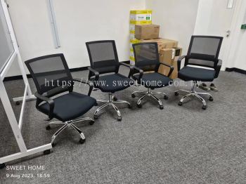 Low Back Mesh Office Chair | Kerusi Pejabat Moden Mesh | Office Chair Penang | Office Furniture Penang | Kl | Kulim Lunas | Sungai Petani | Ipoh | Tapah Perak | Puchong | Rawang | Bukit Bintang Selangor | Cyberjaya Putrajaya | Muar Segamat