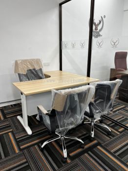 Director Table and Director Chair | Office Table Workstation With Panel Partition | Office Meeting Conference Table | Office Chair And Typist Chair | Office Furniture Penang | Office Table Penang | Office Chair Penang