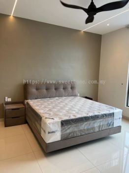 Dunlopillo CoolSilk King Size | Premium Dunlopillo Mattress Bedframe | Build In Wardrobe Customade Dressing Makeup Table Cabinet | Dressing Table Stool | Penang Furniture Store