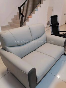 2 Seater Leather Modern Sofa | Two Tone Gray Sofa | Simple Modern Sofa | Sofa Promotion Best Price penang Kedah Kulim | Best Sofa Furniture Store Penang Malaysia | Penang | KL | Cheras | Melaka | Puchong | Nilai | Damansara | Bukit Jalil 