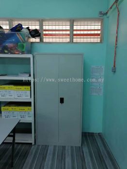 Steel Metal Full Height Cabinet | Filing Cabinet | Metal Cabinet With 3 Adjustable Shelves | Office Furniture | Penang | KL | Klang | Shah Alam | Pontian | Muar | Johor Bahru | Petaling Jaya | Taiping | SLIM rIVER | Perak | Kedah | Kulim |SP