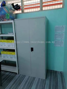 Steel Metal Full Height Cabinet | Filing Cabinet | Metal Cabinet With 3 Adjustable Shelves | Office Furniture | Penang | KL | Klang | Shah Alam | Pontian | Muar | Johor Bahru | Petaling Jaya | Taiping | SLIM rIVER | Perak | Kedah | Kulim |SP