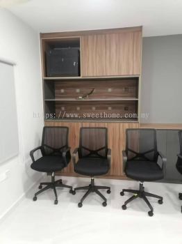 High Back Office Chair | Ergonomic Office Chair | Modern Office Chair | Kerusi Pejabat Beroda | Office Furniture | Penang | KL | Muar | Johor Bahru | kUALA sELANGOR | Putrajaya | Cyberjaya | Kuantan | Kulim | Kedah | Lunas | Kepala batas