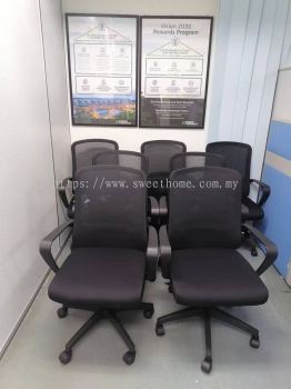 Medium back Office Chair | Kerusi Beroda Pejabat Paling Murah | Office Furniture | KL | Cheras | Rawang | Alor Setar | Kuala Selangor | Sungai Perak | Kuala Kangsar