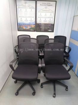 Medium back Office Chair | Kerusi Beroda Pejabat Paling Murah | Office Furniture | KL | Cheras | Rawang | Alor Setar | Kuala Selangor | Sungai Perak | Kuala Kangsar