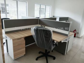 Office Partition Workstation | Staff Office Cubicle Desk | Office Workstation Cluster Desk | 4 Seater Office Cubicle Malaysia | Deliver Penang, Kedah, Georgetown, Batu Kawan, Sungai Petani, Puchong, Kl