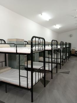 Heavy Duty Double Decker Metal Bed with High Resilient Foam Mattress & Steel Wardrobe | Military Dormitory & Hostel Furniture Malaysia For UPKAT, PLKN,CLKN, Kem Tentera, Kolej, Universiti