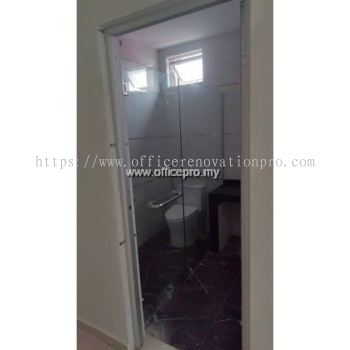 10mm Tempered Shower Screen c/w Swinging Door | Glass Contractor Kl