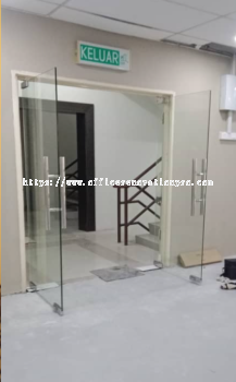 Shopfront Glass Partition c/w Swing Door | Glass Contractor Sunway