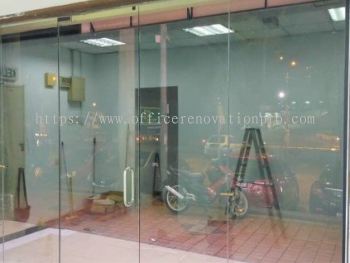 12mm Tempered Glass Puncak Alam | Glass Contractor Puncak Alam | 玻璃承包商 Puncak Alam