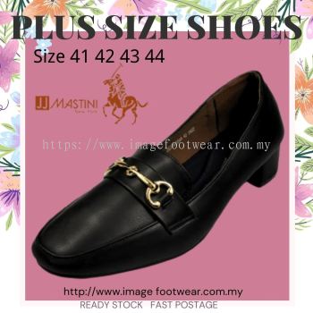 Plus Size Shoes