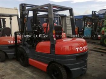 FORKLIFT TOYOTA 6FD30