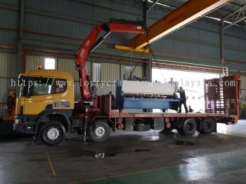 Lorry Crane 