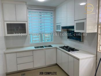 KITCHEN CABINET/LIMONIA BERTAM PERDANA