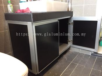 aluminium cabinet swing door @jalan megah 2 /1,Taman Megah 2, Cheras Selangor 