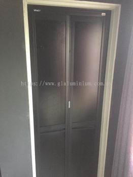 powder coating black + composite panel black 