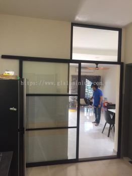 One panel sliding door above fix glass @jalan Cempaka Lui 4,hulu langat 