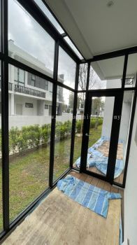 aluminium shopfronts (powder coated black) + 6mm tempered glass @Twentyfive7, jalan Dafodil 4, Telok Panglima Garang, selangor 