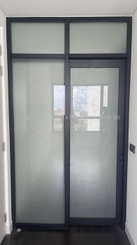 Hanging sliding doors 1 panels + aluminium fix glass @Lot 15 Sjcc, jalan kemajuan, Subang Jaya, selangor 