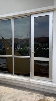 swing door balcony @Jalan Anggerik Malaxis 31/173, Kota Kemuning, Shah Alam 